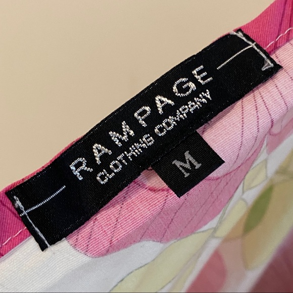 💥FINAL OFFER💥 Boho Halter Floral Top size Medium multicolor made in USA - Picture 5 of 7